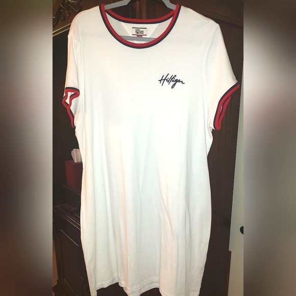 Tommy Hilfiger Tennis dress - Picture 2 of 2